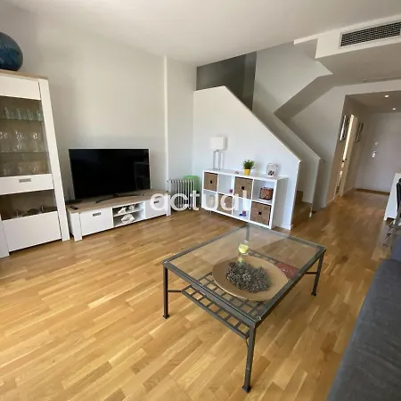 Parc Dels Estanys Bloc 1 Baixos C