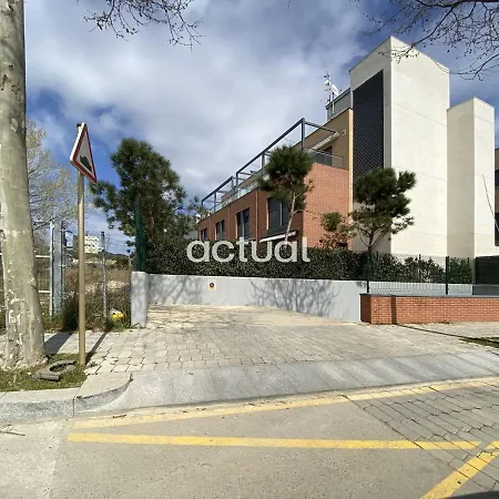 Parc Dels Estanys Bloc 1 Baixos C بلاتجا ذارو