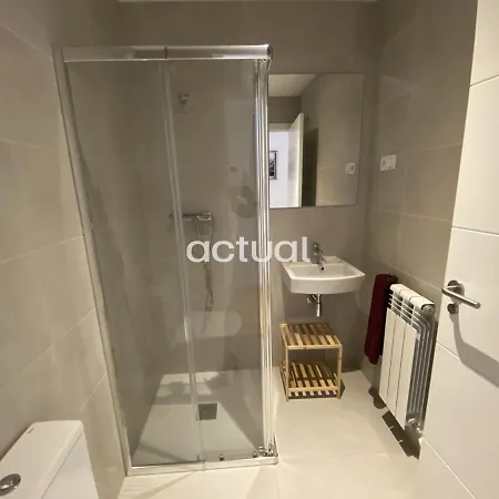 Parc Dels Estanys Bloc 1 Baixos C بلاتجا ذارو