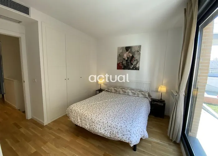 Parc Dels Estanys Bloc 1 Baixos C Апартаменти