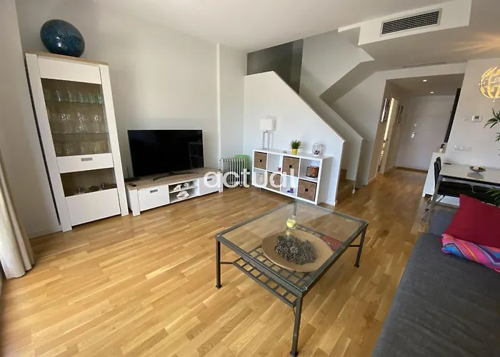 Parc Dels Estanys Bloc 1 Baixos C