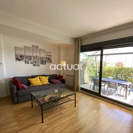 Parc Dels Estanys Bloc 1 Baixos C