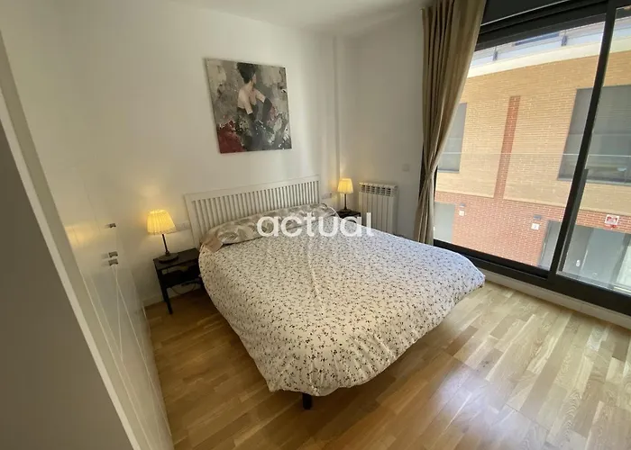 Parc Dels Estanys Bloc 1 Baixos C 플라티야 다로